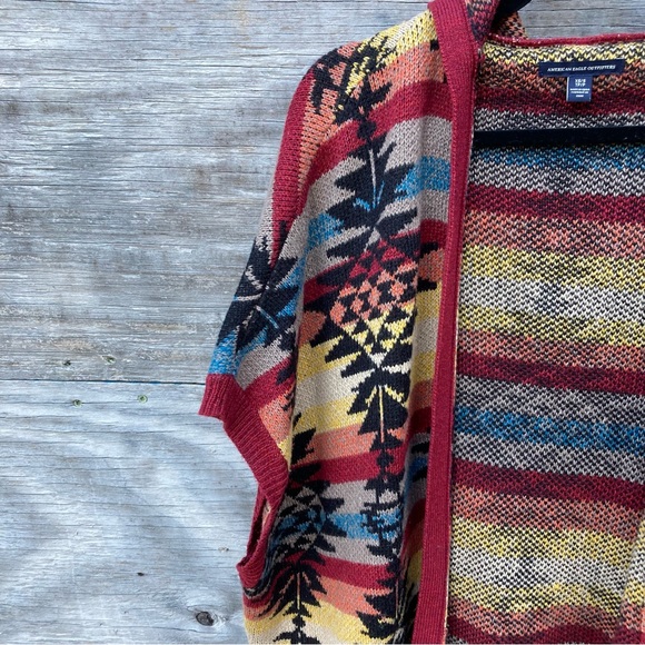 🍩 American Eagle Outfitters Aztec Print Open Front Poncho - Picture 4 of 8